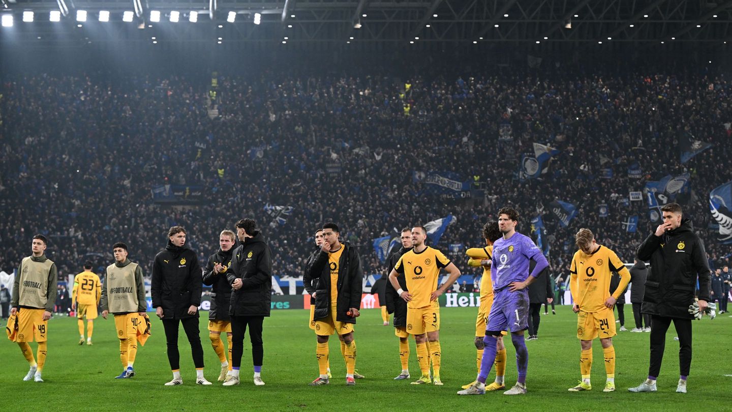 Müssen sich nach dem Aus in der Königsklasse schnell sammeln: Die Profis von Borussia Dortmund. Foto: Federico Gambarini/dpa