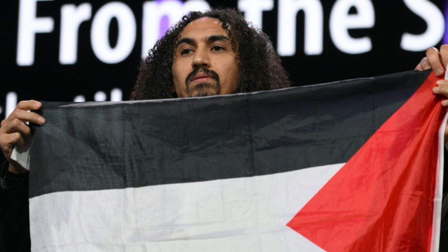 Regisseur Alkhatib bei Preisverleihung