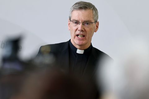 Bischof Heiner Wilmer warnt vor der AfD. (Archivbild) Foto: Daniel Löb/dpa