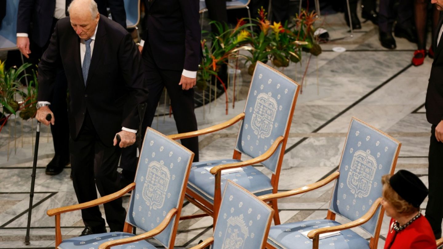 Norwegens König Harald V. kann Klinik auf Teneriffa verlassen