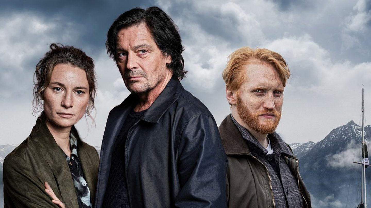 "Der Salzburg-Krimi" startet mit "Tod am Wolfgangsee". Ganz rechts im Bild ist das Drama schon zu erahnen - Hauptkommissarin A