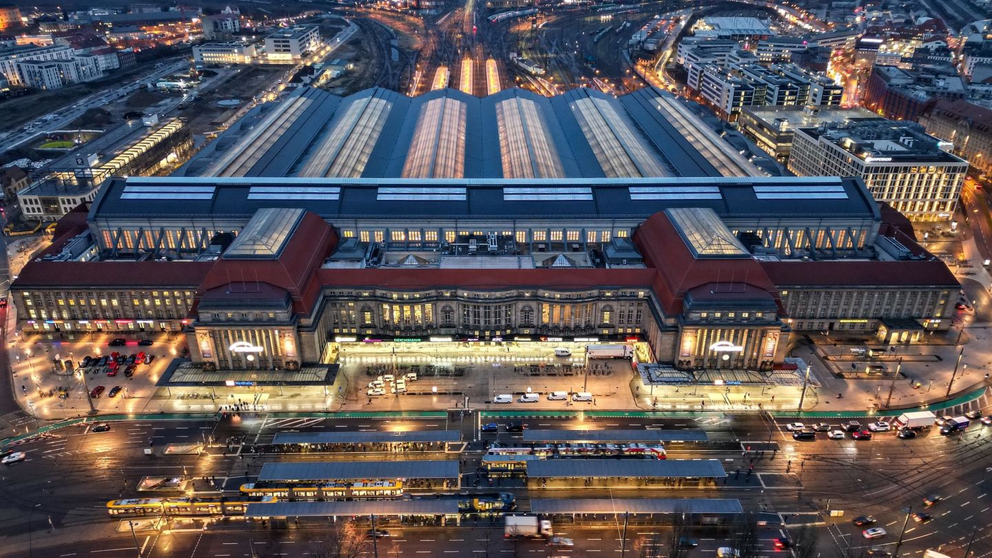 Neue Streifen sollen am Hauptbahnhof für mehr Sicherheit sorgen. (Archivbild) Foto: Jan Woitas/dpa