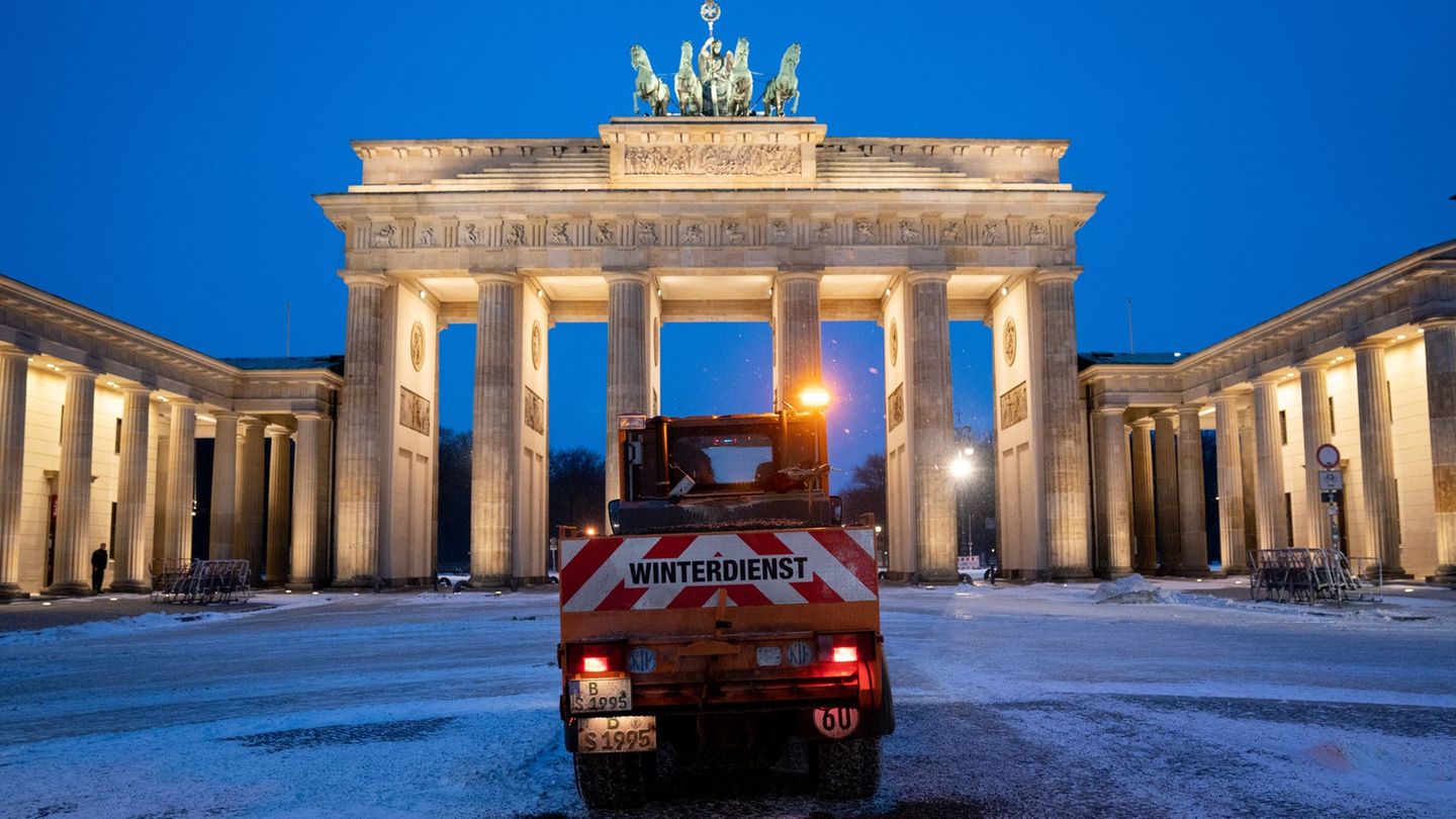 Eis und Schnee: Berliner Parlament lockert Streusalzverbot im Winter