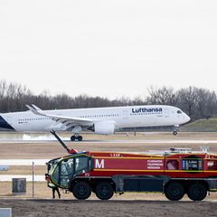 Wurde die Flughafenfeuerwehr nicht alarmiert? (Symbolbild) Foto: Matthias Balk/dpa