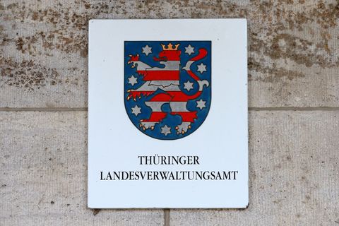 Im Thüringer Landesverwaltungsamt hat der Favorit als Nachfolger für den Chefposten seine Abordnung beendet. (Symbolbild) Foto: