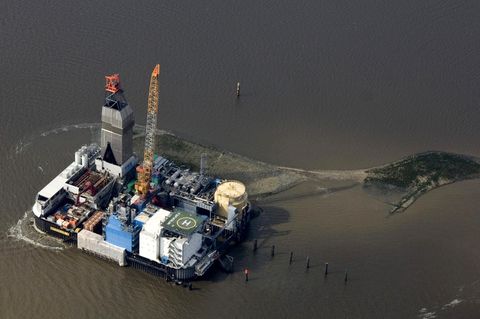 Deutschlands größtes Ölfeld liegt im Nationalpark Schleswig-Holsteinisches Wattenmeer