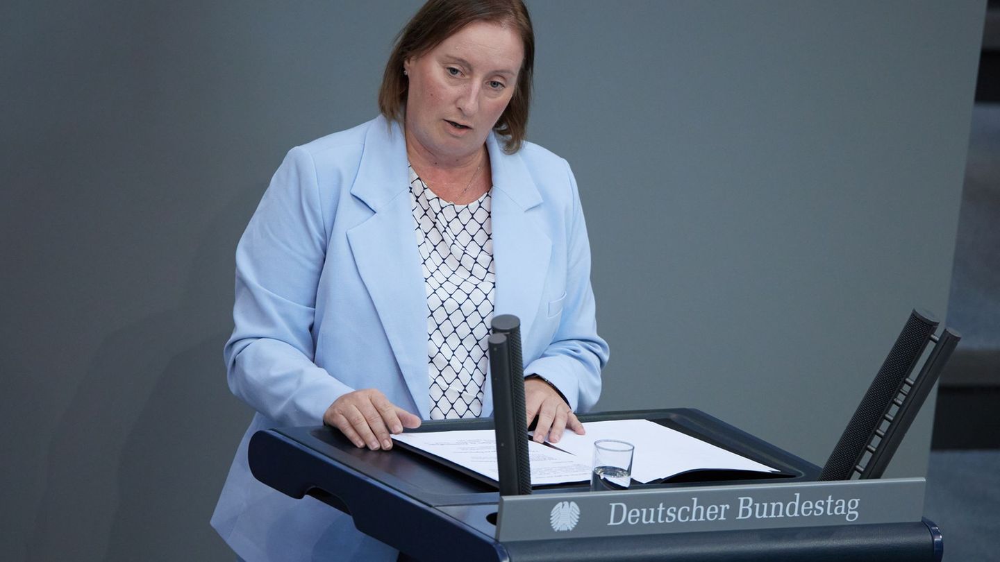 Claudia Weiss (AfD) hat sich von Mitarbeitern getrennt. (Archivbild) Foto: Jörg Carstensen/dpa