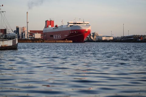 Auf einer Baustelle wurden in Emden Munitionsrestbestände aus dem 2. Weltkrieg gefunden. (Symbolbild) Foto: Lars Penning/dpa