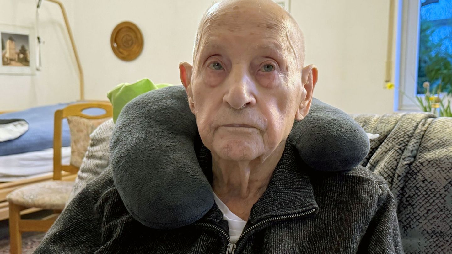 Einer der ältesten Deutschen: Papst gratuliert 110-jährigem Priester aus Eichenzell