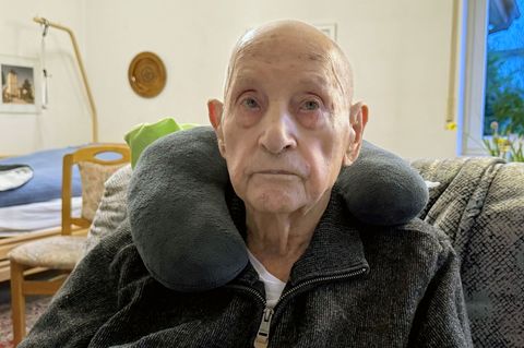 Mit 110 Jahren erhält Bruno Kant Glückwünsche aus dem Vatikan. (Archivbild) Foto: Michael Bauer/DPA