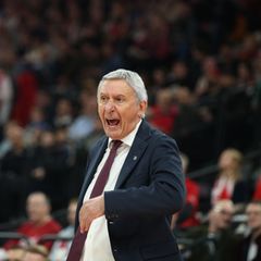 Bayern-Trainer Svetislav Pesic sah eine chancenlose Münchener Mannschaft. (Archivbild) Foto: Matthias Stickel/dpa