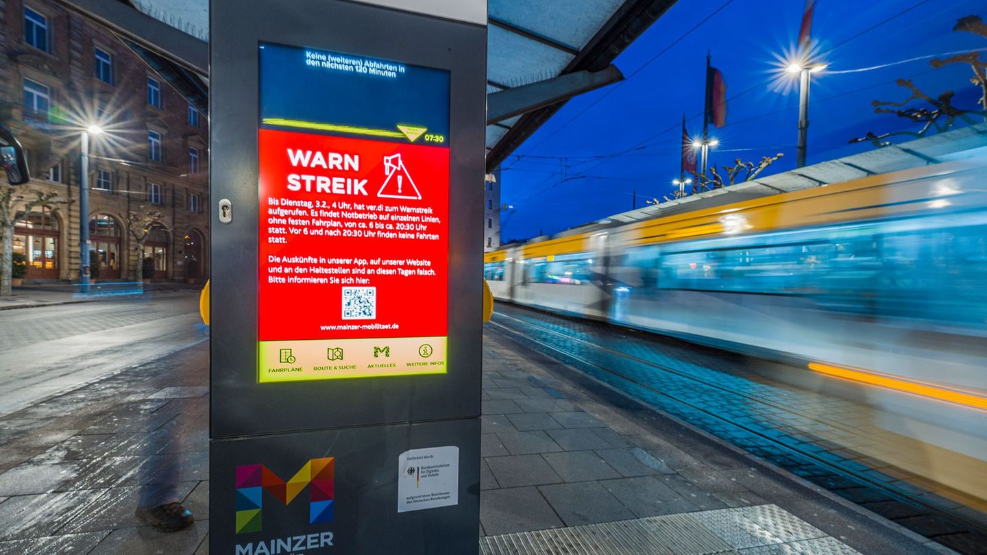 Warnstreik im Nahverkehr: Wie trotzdem ankommen? Wichtiges zum Warnstreik im ÖPNV