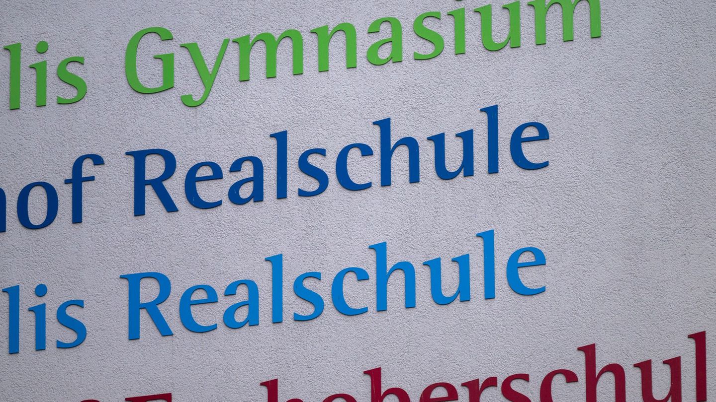 Schulen: Mehr Schulschwänzer - Keine zentrale Statistik in Bayern