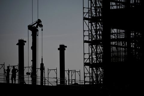 Arbeiter auf einer Baustelle