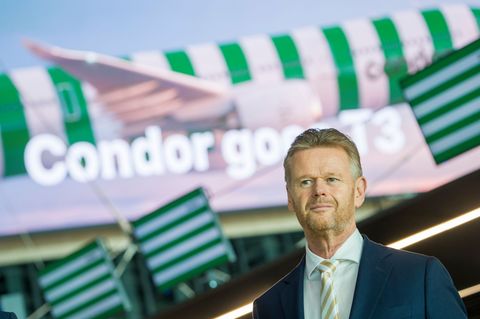 Condor-Chef Peter Gerber sieht die Zukunft der Airline in Frankfurt. Foto: Andreas Arnold/dpa