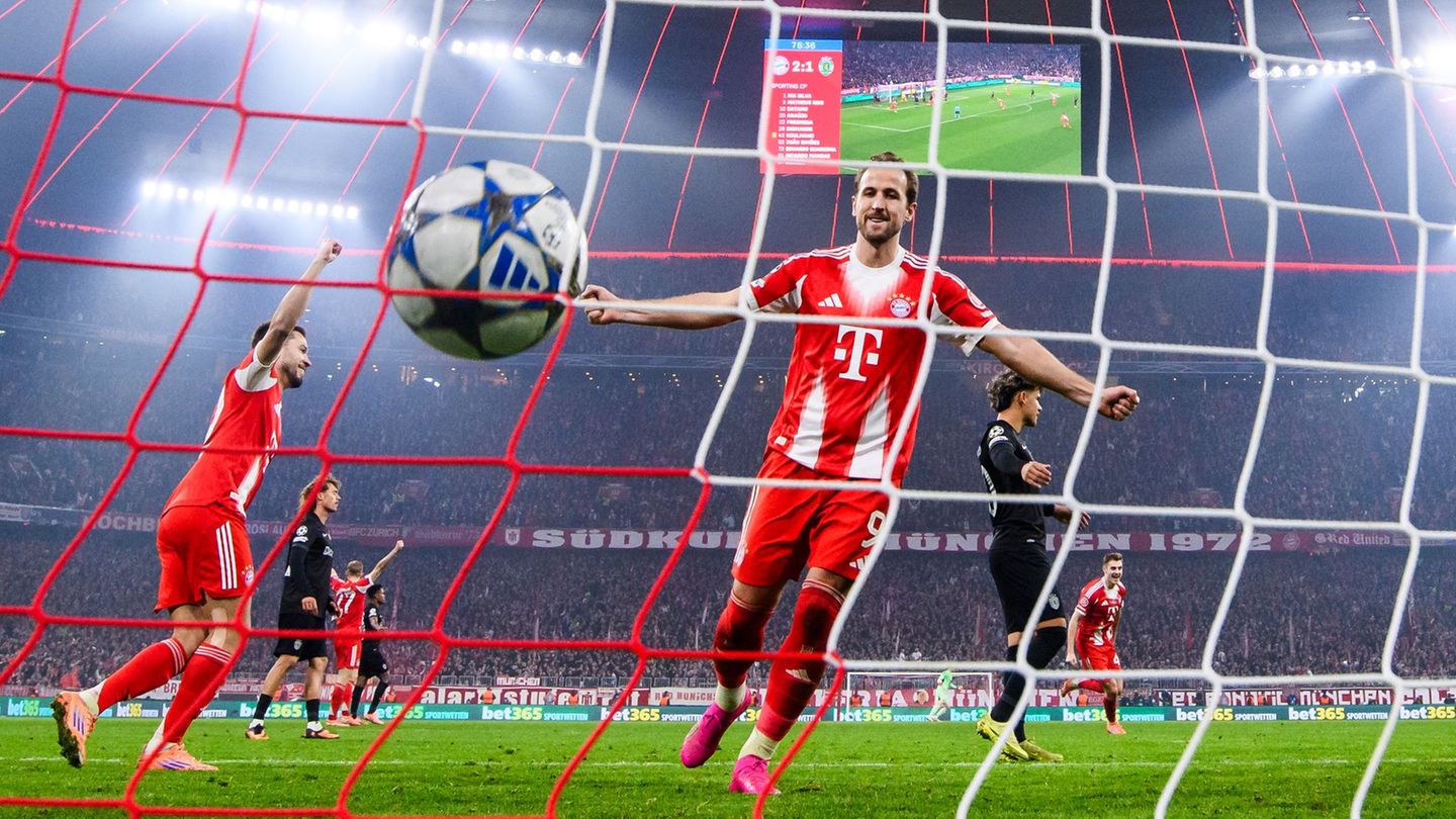 Kane & Co. sind im Achtelfinale klar favorisiert. (Archivbild) Foto: Tom Weller/dpa