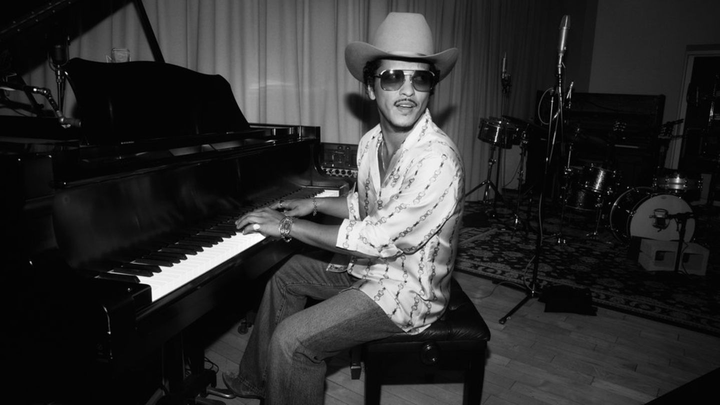 Bruno Mars veröffentlicht am Freitag sein Album "The Romantic".