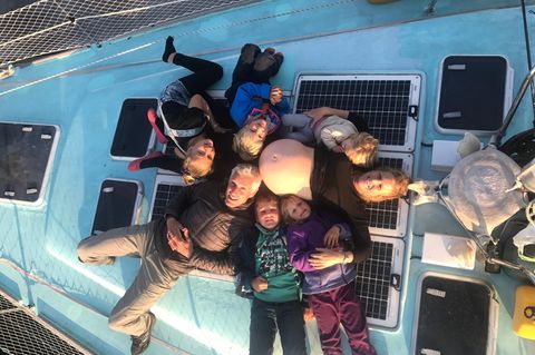 Familie Schwörer liebt auf dem Deck