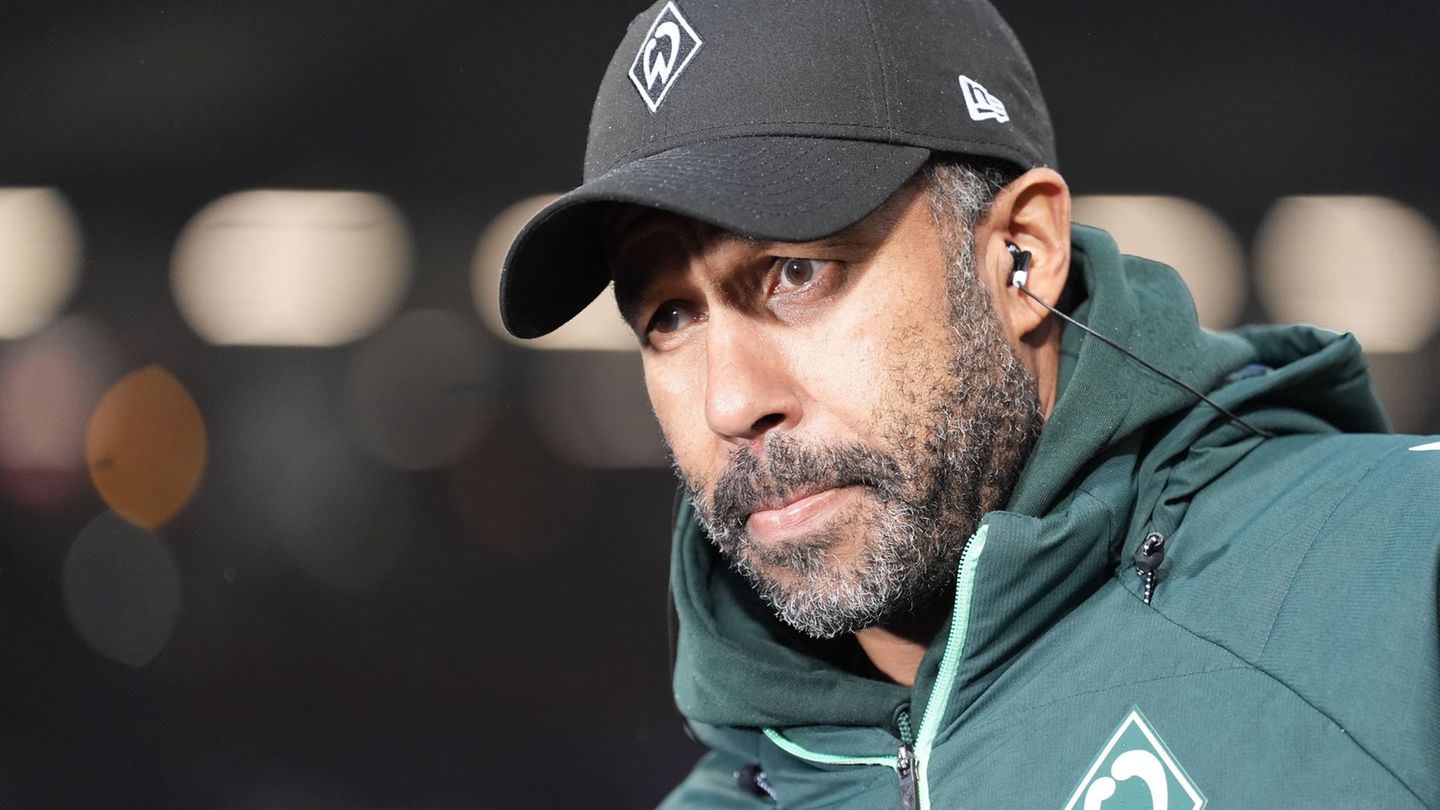 Steht mit Werder unter Druck: Trainer Daniel Thioune. (Archivbild) Foto: Marcus Brandt/dpa