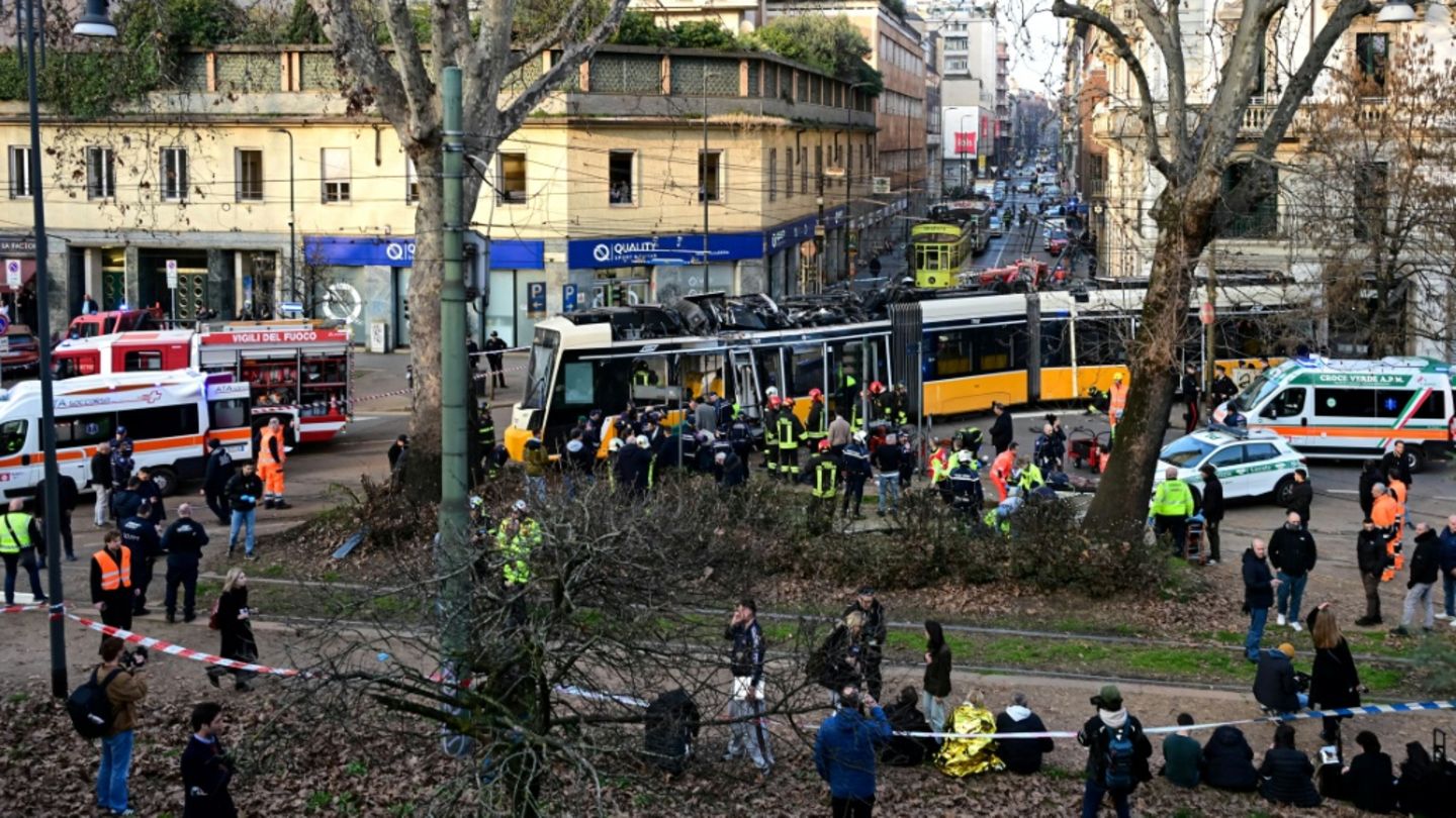 Straßenbahn entgleist in Mailand: Zwei Tote und dutzende Verletzte