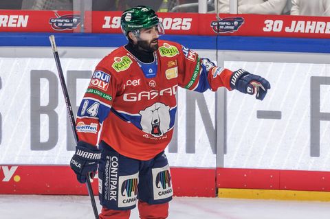 Angreifer Liam Kirk erzielte beim Heimsieg der Eisbären Berlin gegen die Iserlohn Roosters das 2:1. (Archivbild) Foto: Andreas G
