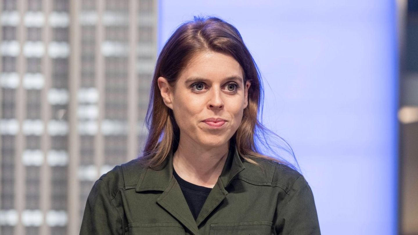 Prinzessin Beatrice zeigt sich erstmals in der Öffentlichkeit nach der Verhaftung ihres Vaters Andrew.