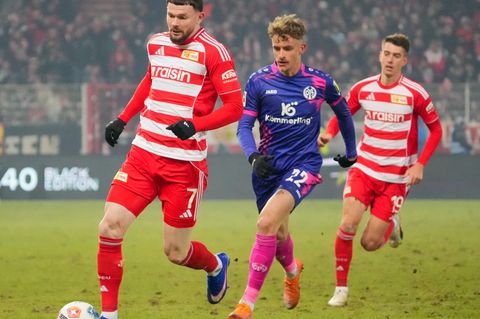 Oliver Burke (l.) soll für Union Berlin in Mönchengladbach stürmen, Janik Haberer (r.) hofft noch auf einen Einsatz. (Archivbild