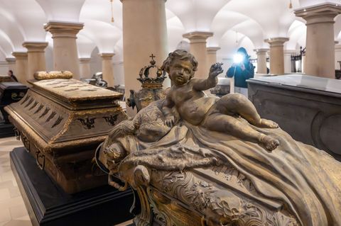 Der Berliner Dom feiert am Wochenende die Wiedereröffnung der Hohenzollerngruft. Foto: Soeren Stache/dpa