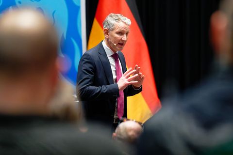 Die Polizei rüstet sich für einen Auftritt von Thüringens AfD-Chef Björn Höcke. (Archivfoto) Foto: Henning Kaiser/dpa