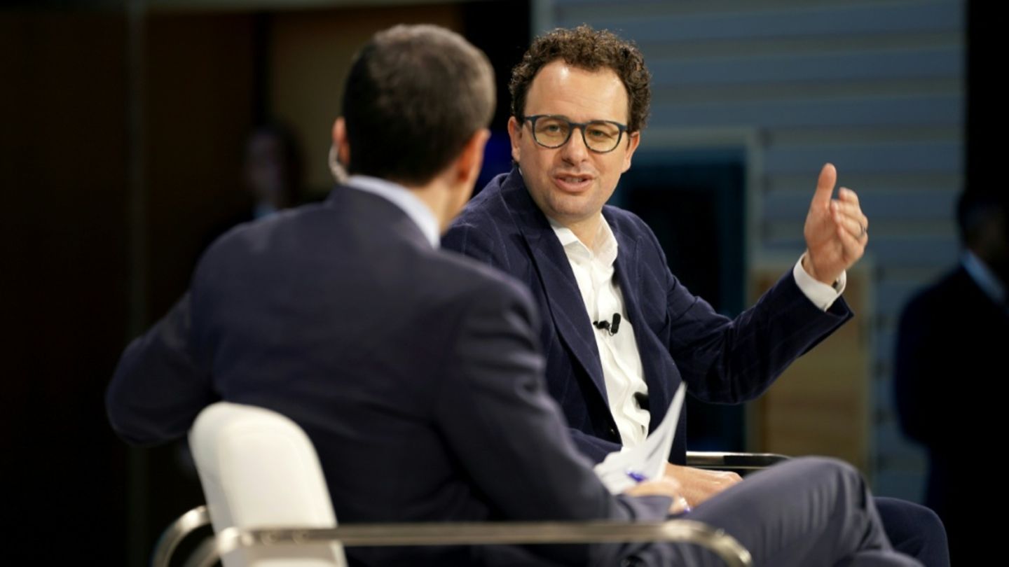 Streit um Nutzung von KI für US-Militär: Trump verbannt Anthropic aus Bundesbehörden