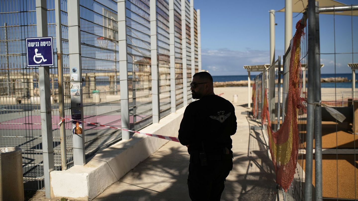 Nahost: Israel: Iran beginnt Gegenangriff