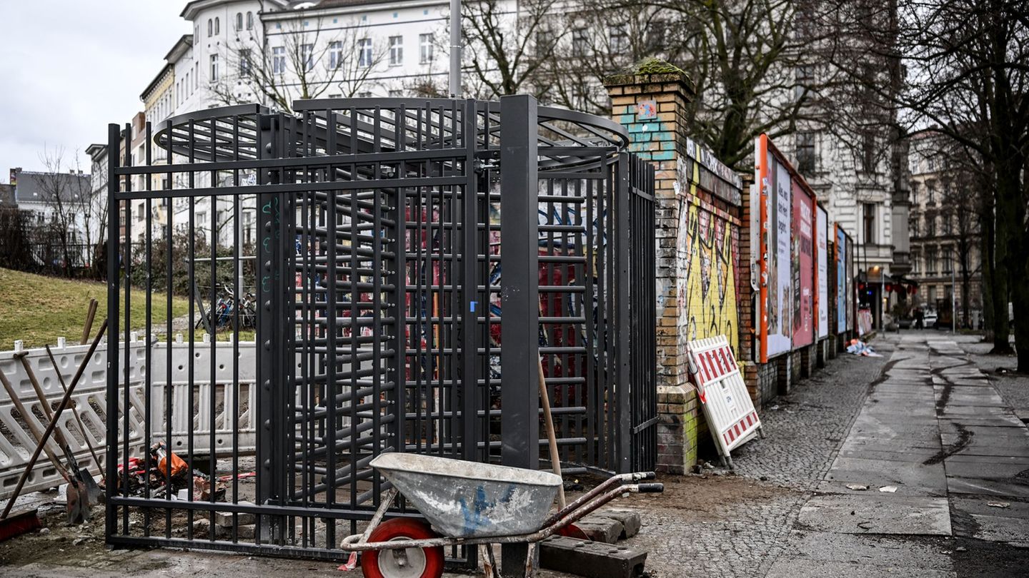 Der Görlitzer Park soll laut einer Ankündigung der zuständigen Senatorin nachts ab dem 1. März geschlossen werden. Foto: Britta
