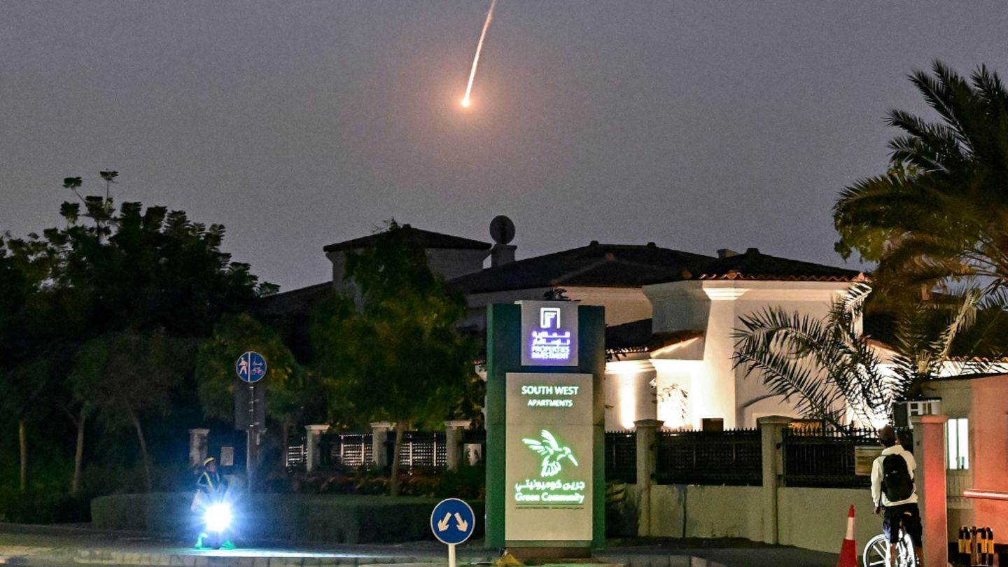 Projektil über Dubai