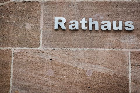 Wo werden die Kommunalwahlen besonders spannend? (Illustration) Foto: Daniel Karmann/dpa