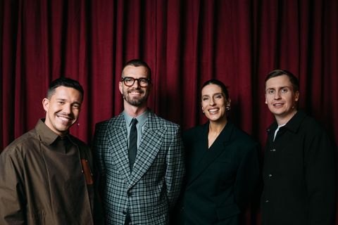 Können sie ihm die Show stehlen? Nico Santos (links) Andrea Petković und Till Reiners (rechts) fordern Moderator Joko Winterscheidt heraus.