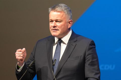 Gordon Schnieder sieht Rheinland-Pfalz in einer besonderen Verantwortung. (Archivbild) Foto: Thomas Frey/dpa