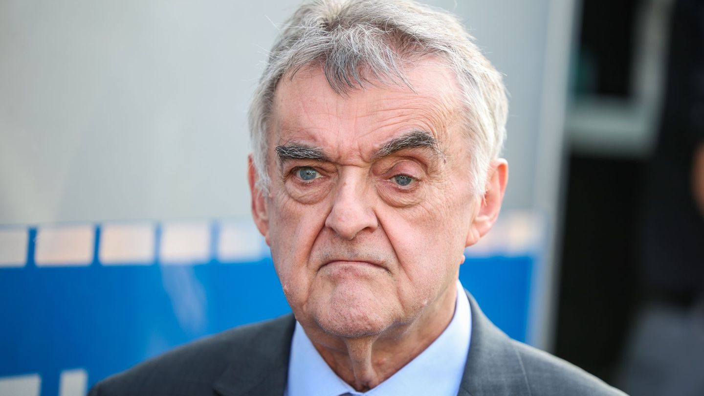 Militärschläge gegen Iran: Reul: Keine Hinweise auf konkrete Gefährdung in NRW