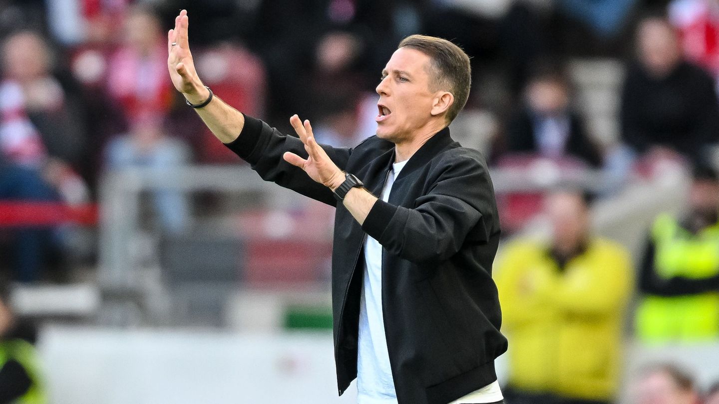 Der Druck nimmt zu: VfL-Trainer Daniel Bauer Foto: Harry Langer/dpa