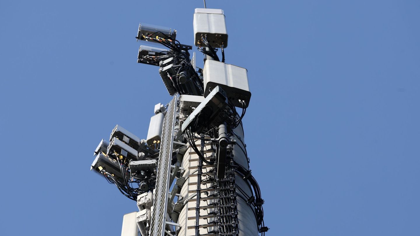 Smartphones & Co.: Mobilfunk: Kaum noch "weiße Flecken" in MV