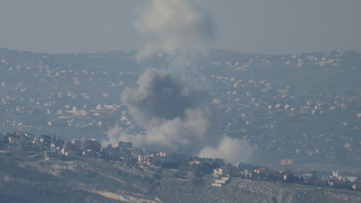Nach Hisbollah-Attacken: Libanon meldet 31 Tote bei israelischen Angriffen