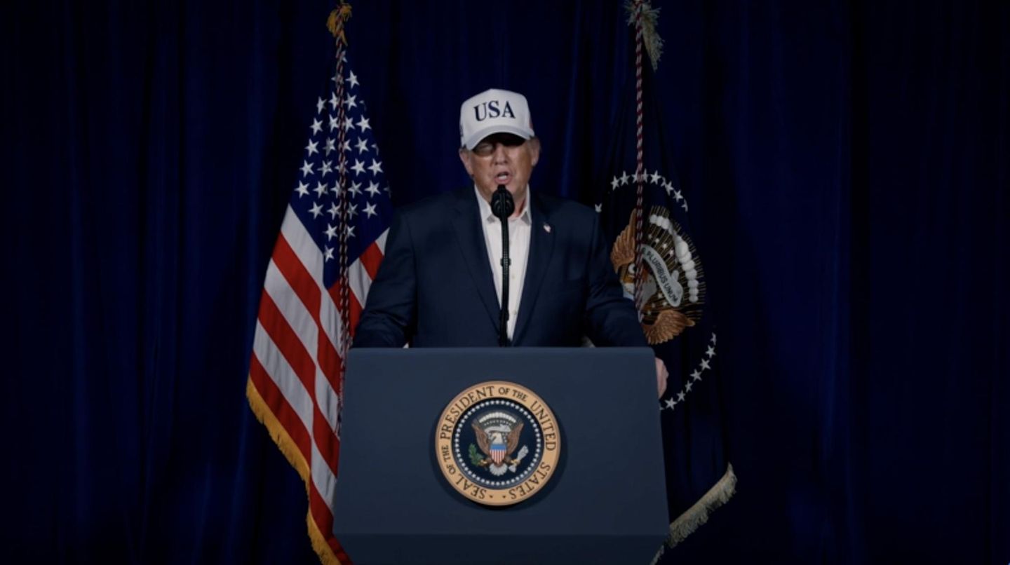 Donald Trump am Rednerpult