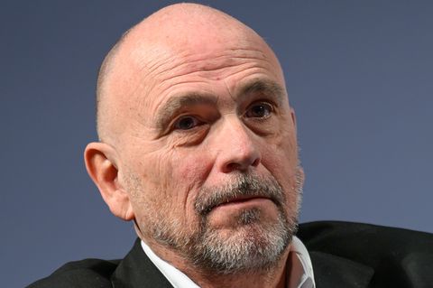 IWH-Präsident Reint Gropp wirbt in Halle dafür den Strukturwandel nicht allein über den Erhalt bestehender Industrien zu steuern