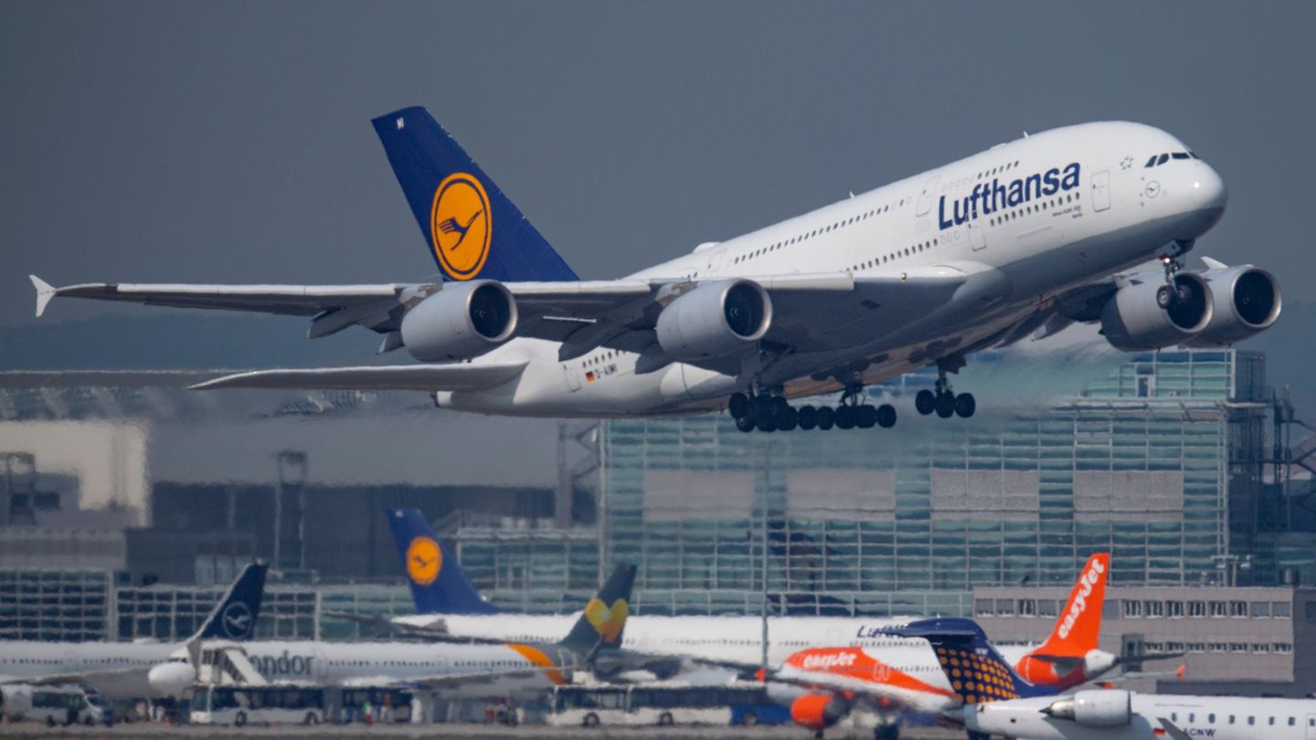 Iran-Konflikt: Lufthansa-Flugzeug fliegt leer von Abu Dhabi nach München