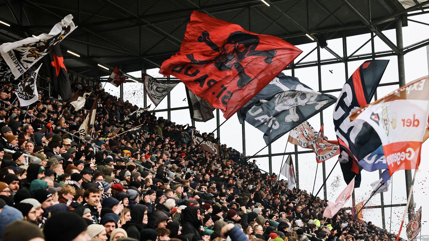 Der FC St. Pauli hat sich auf seiner Führungsebene verändert. (Symbolbild) Foto: Christian Charisius/dpa