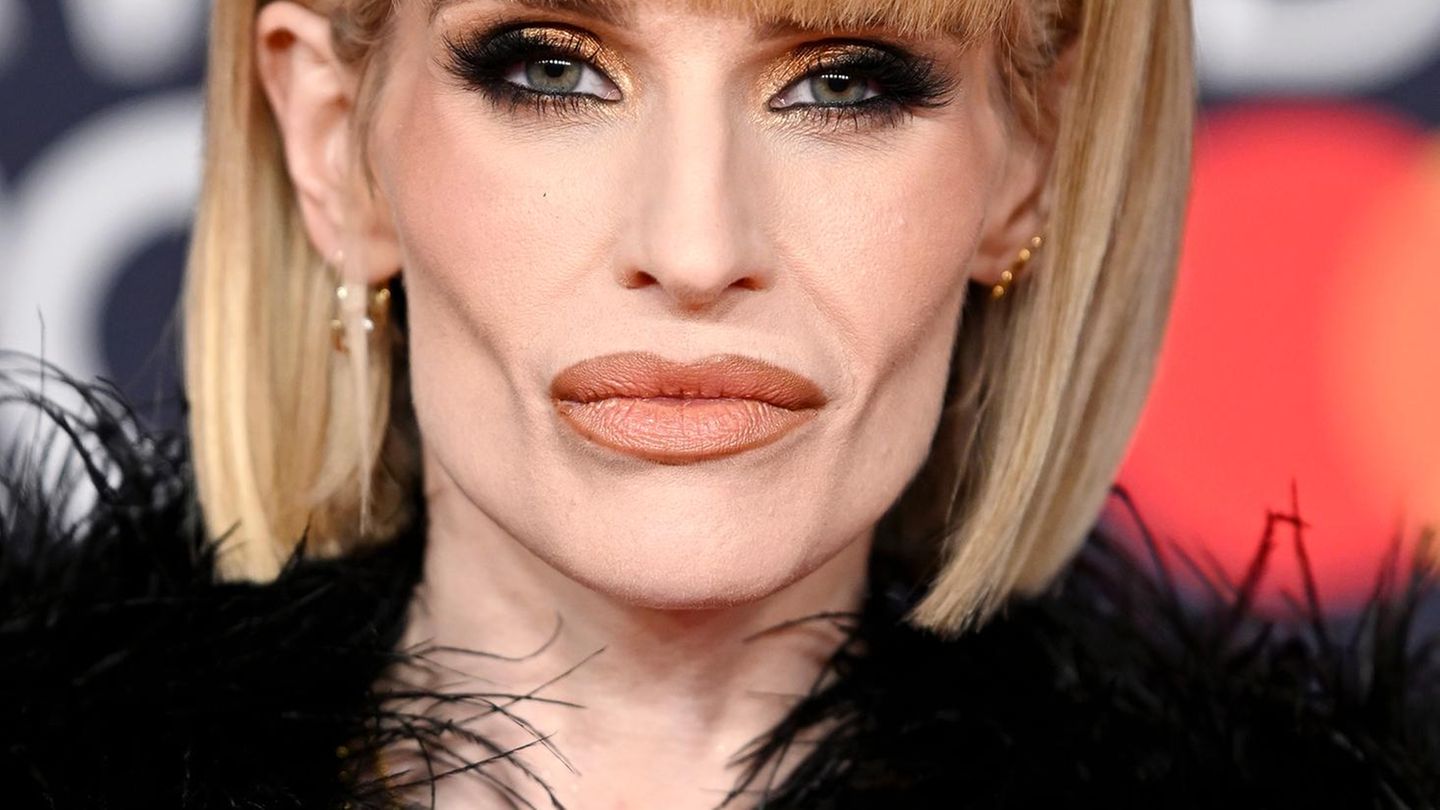Brit Awards 2026: Kelly Osbourne wehrt sich gegen Bodyshaming