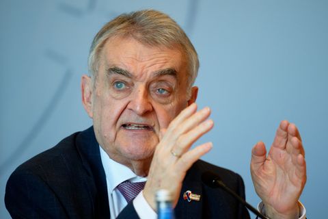 Kein Grund zum Aufatmen: Nordrhein-Westfalens Innenminister Herbert Reul (CDU) stellt die polizeiliche Kriminalitätsstatistik 20
