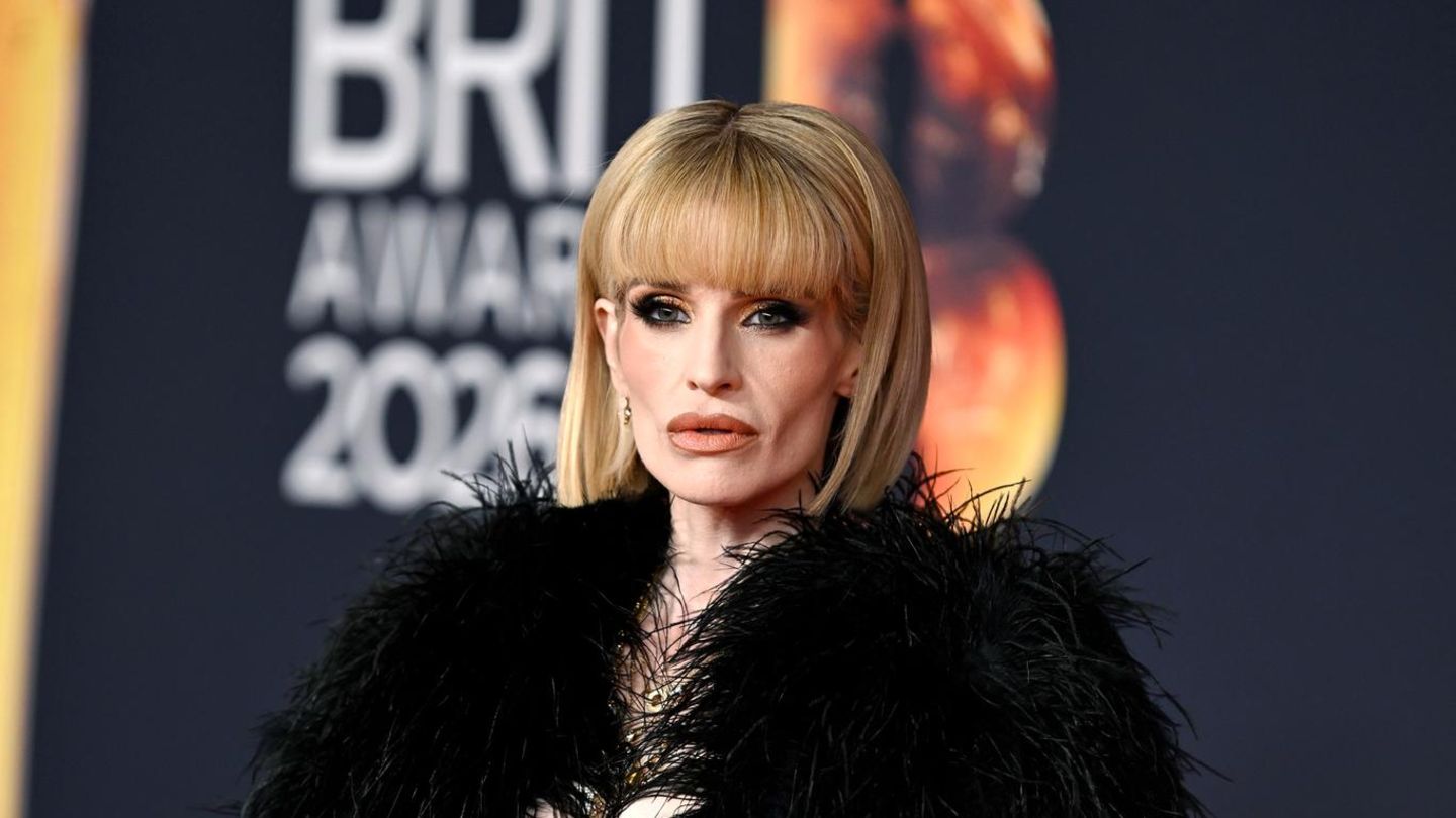 Kelly Osbourne auf dem roten Teppich