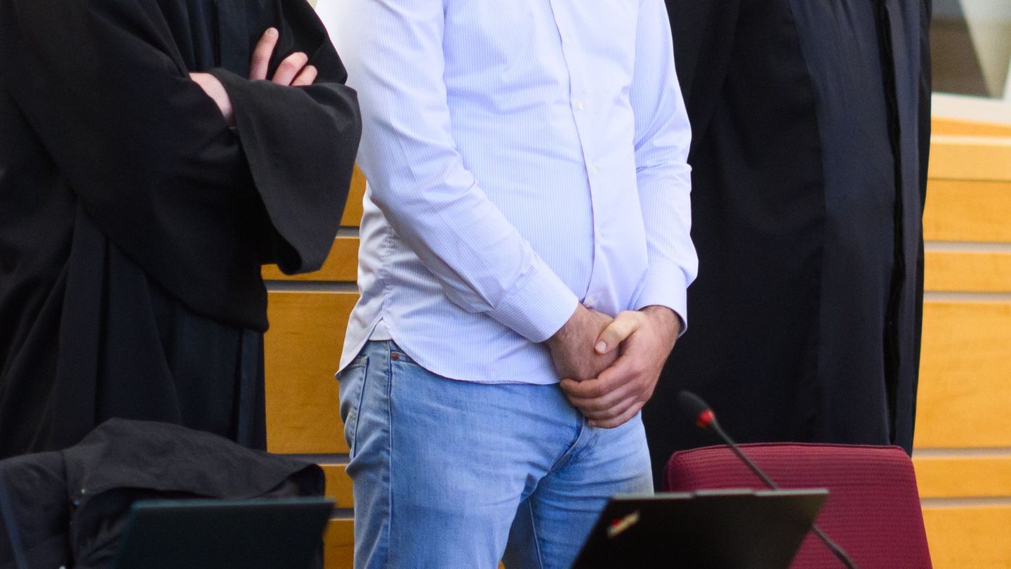 Ein Staatsanwalt aus Hannover soll eine Kokain-Bande gegen Geld mit Informationen versorgt haben. (Archivbild) Foto: Julian Stra