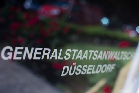 Laut der Generalstaatsanwaltschaft Düsseldorf soll die Frau knapp zwei Jahre lang Aktivitäten des Islamischen Staats unterstützt