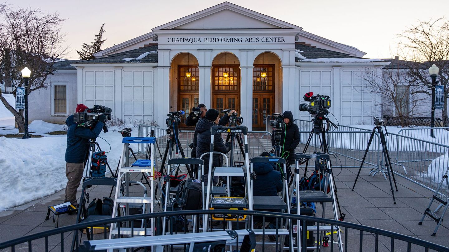 Aussagen unter Eid: Epstein-Fall: Videos von Clinton-Anhörungen veröffentlicht